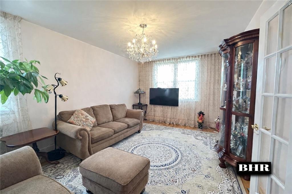 2048 East 58th Street 130F Image 2