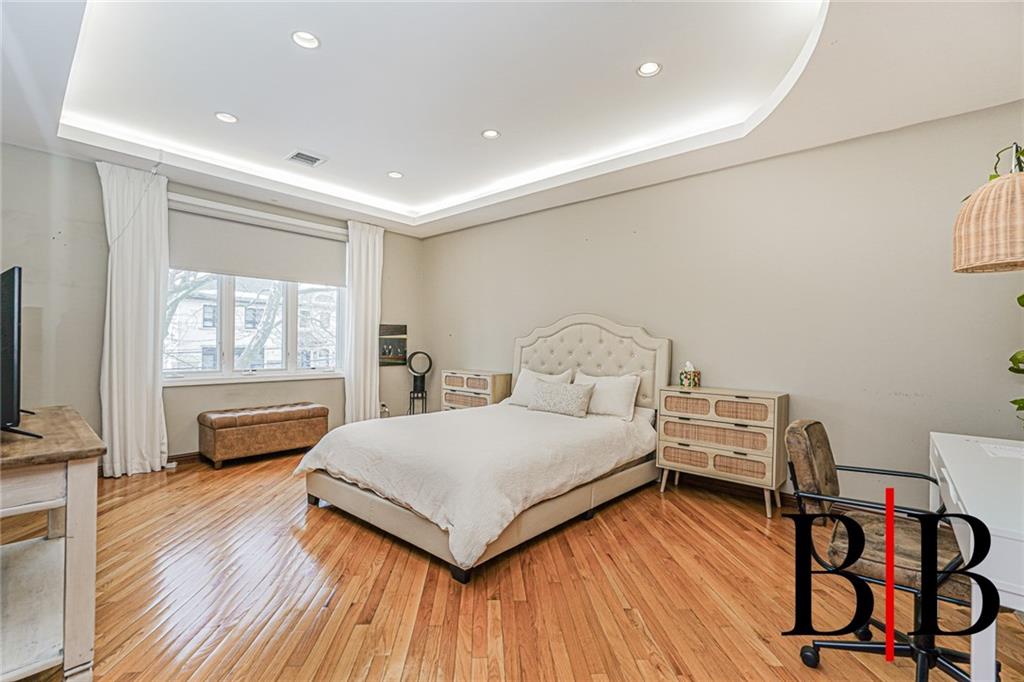 73 Barlow Drive, Brooklyn, New York, 11234 image 15