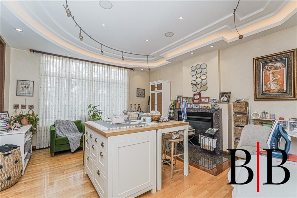 73 Barlow Drive, Brooklyn, New York, 11234 image 26