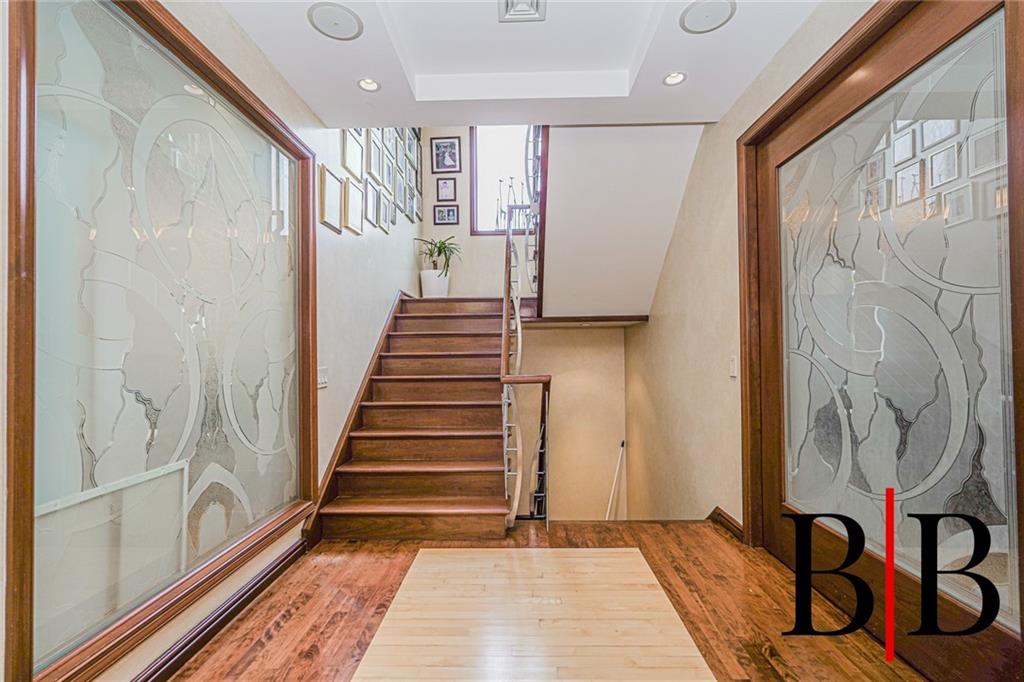 73 Barlow Drive, Brooklyn, New York, 11234 image 31