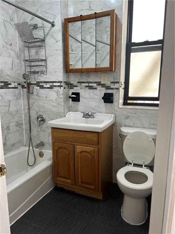 3111 Brighton 1st Place 5C Image 5