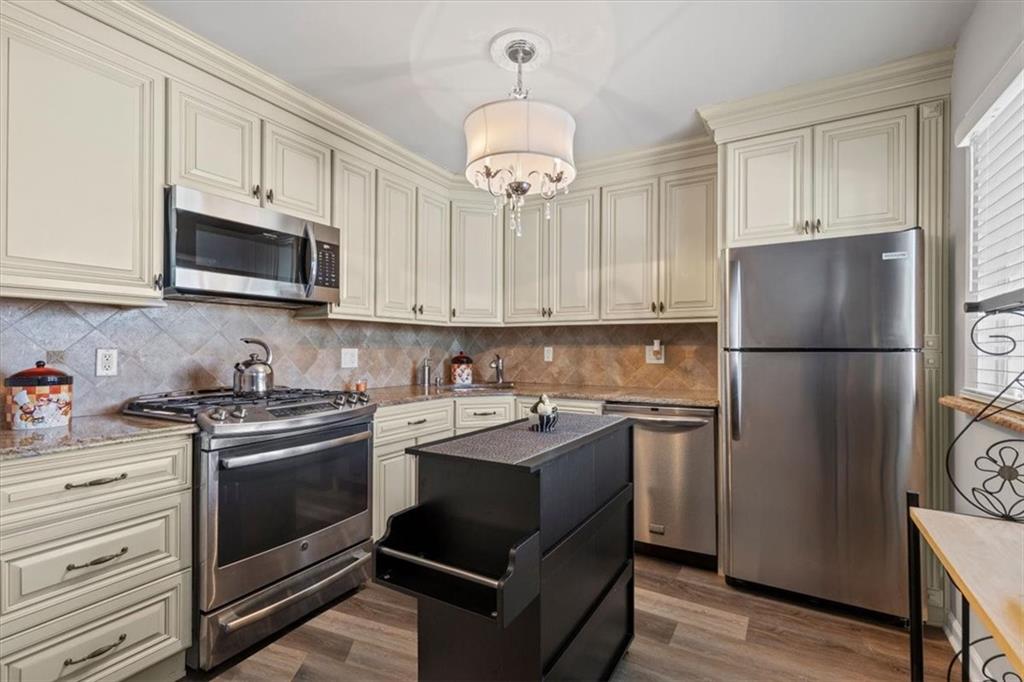 76 East Brandis Avenue, Staten  Island, New York, 10308 image 8