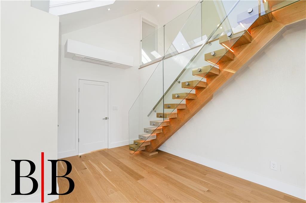 82 Piedmont Avenue, Staten  Island, New York, 10305 image 30