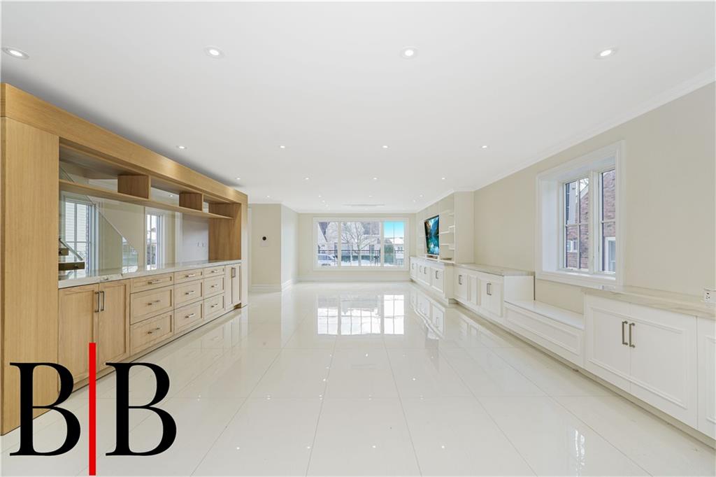 82 Piedmont Avenue, Staten  Island, New York, 10305 image 9