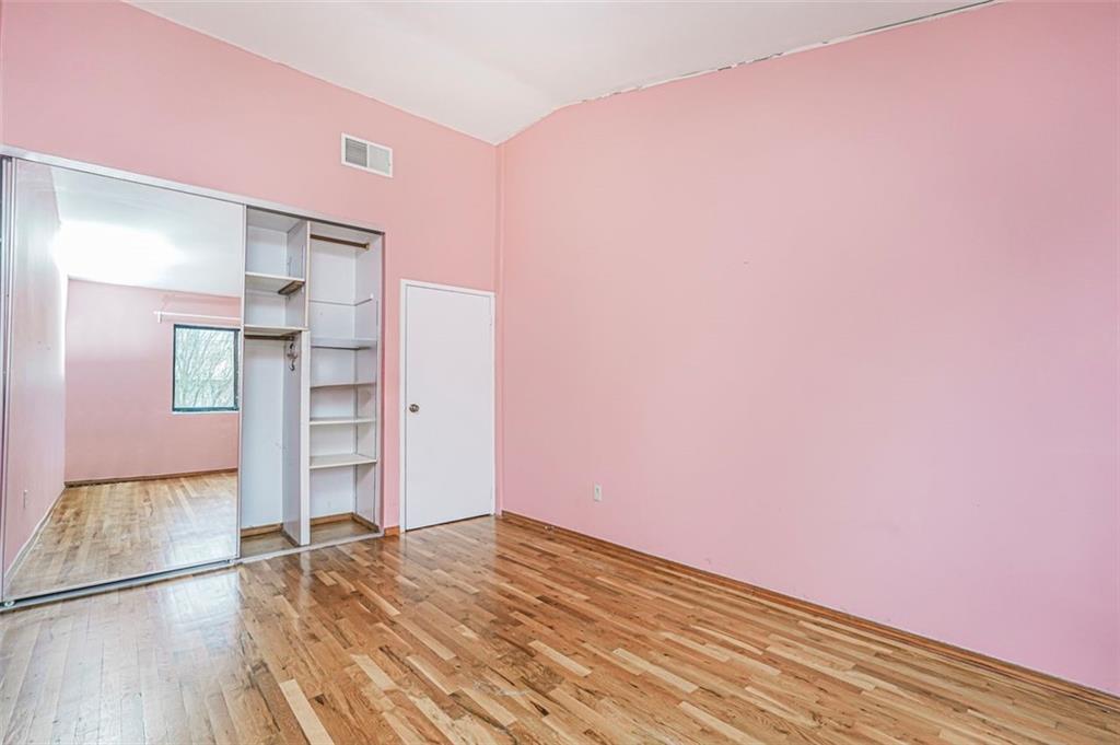 2817 East 26th Street 3B, Brooklyn, New York, 11235 image 18