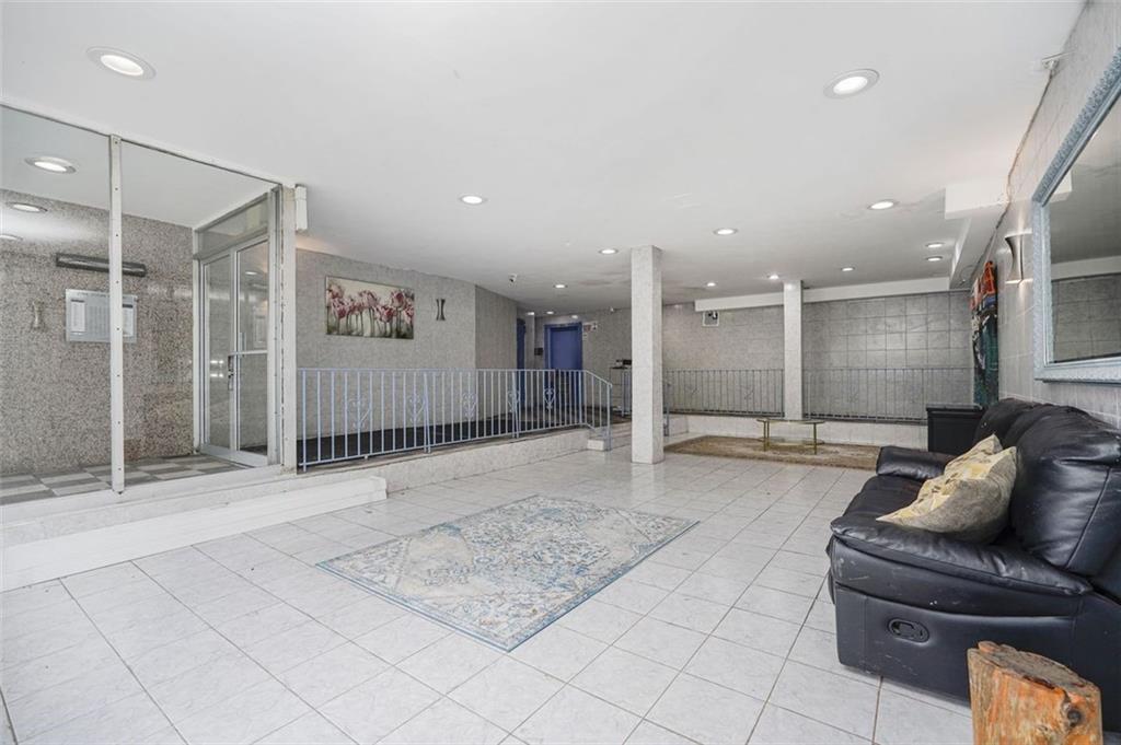 2785 Ocean Parkway 2G, Brooklyn, New York, 11235 image 24