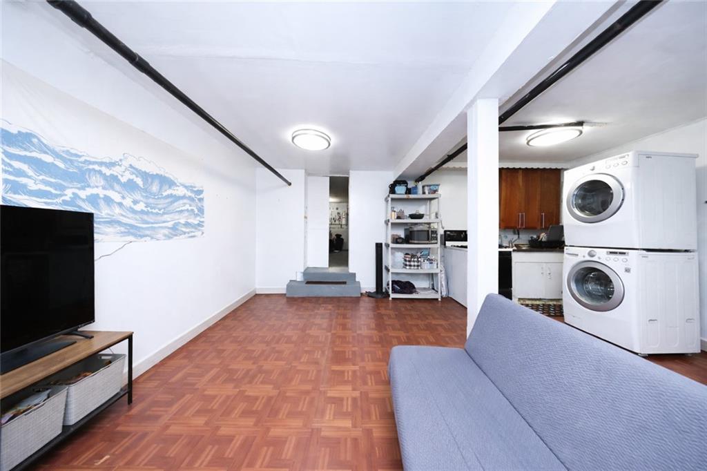 1425 Remsen Avenue, Brooklyn, New York, 11236 image 14