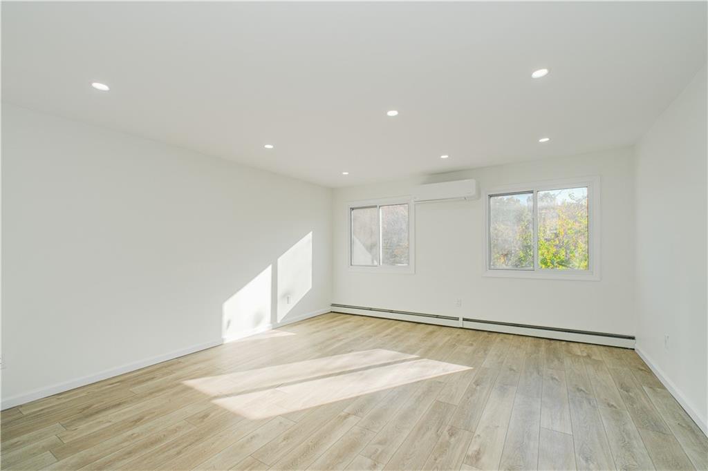 22 Oakville Street, Staten  Island, New York, 10314 image 8