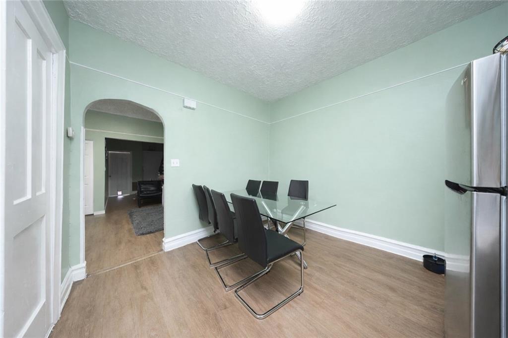 2483 East 21st Street Image 4