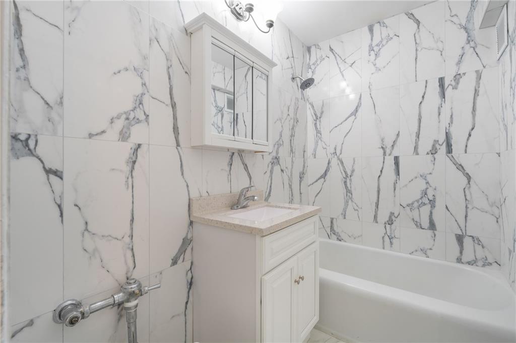 515 East 7th Street 5L, Brooklyn, New York, 11218 image 14