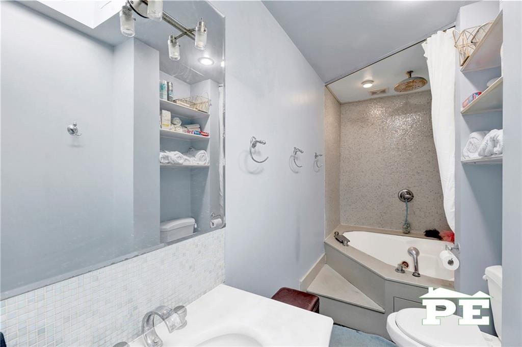 1719 East 36th Street, Brooklyn, New York, 11234 image 21