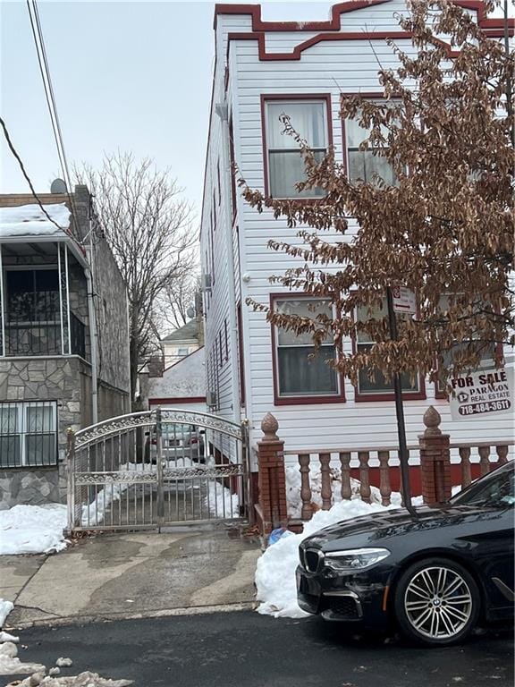 620 East 38th Street Image 3