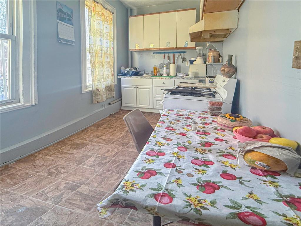 115 Victory Boulevard, Richmond, New York, 10301 image 6