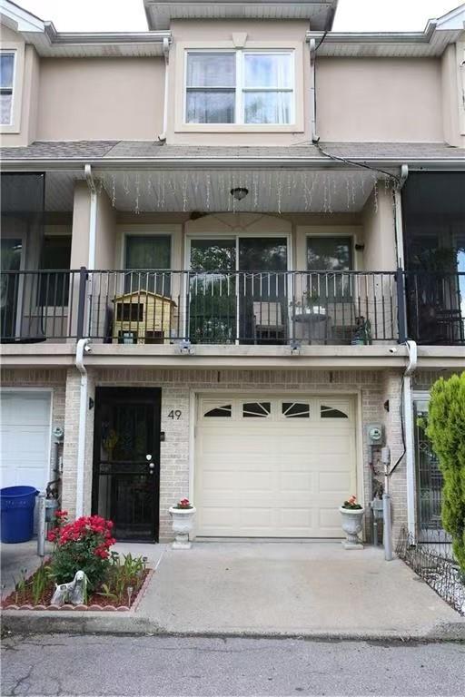 49 Crestwater Court Image 1