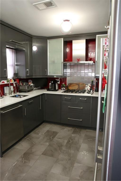 49 Crestwater Court, Staten  Island, New York, 10305 image 19