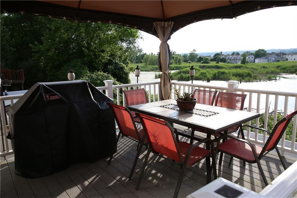 49 Crestwater Court, Staten  Island, New York, 10305 image 25