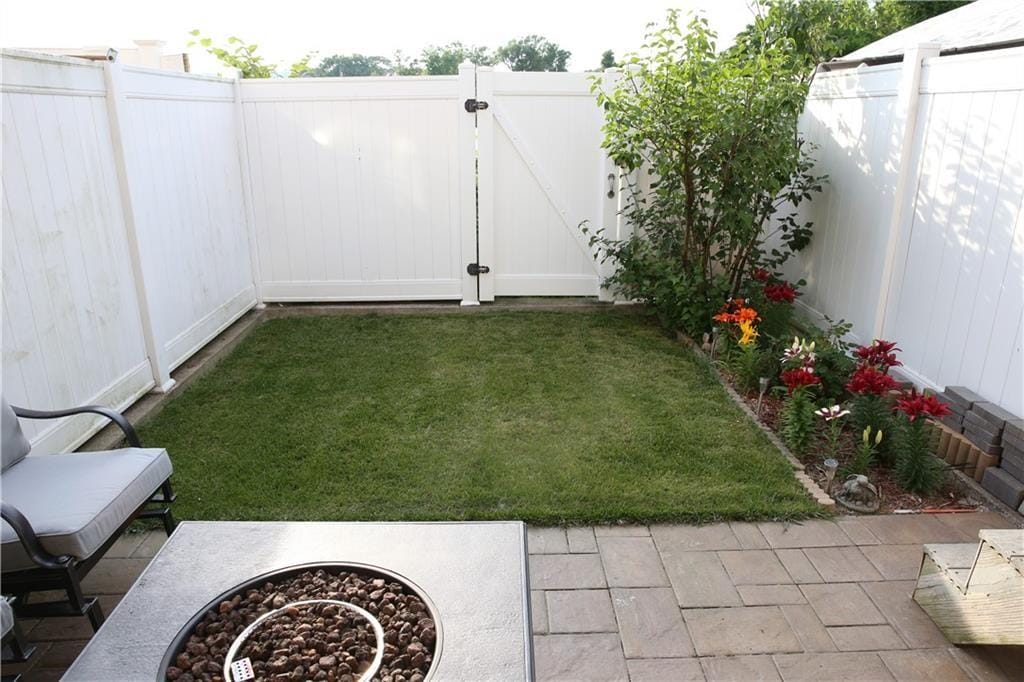 49 Crestwater Court, Staten  Island, New York, 10305 image 29