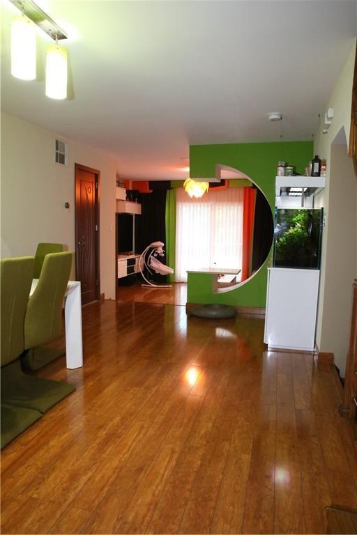 49 Crestwater Court, Staten  Island, New York, 10305 image 44