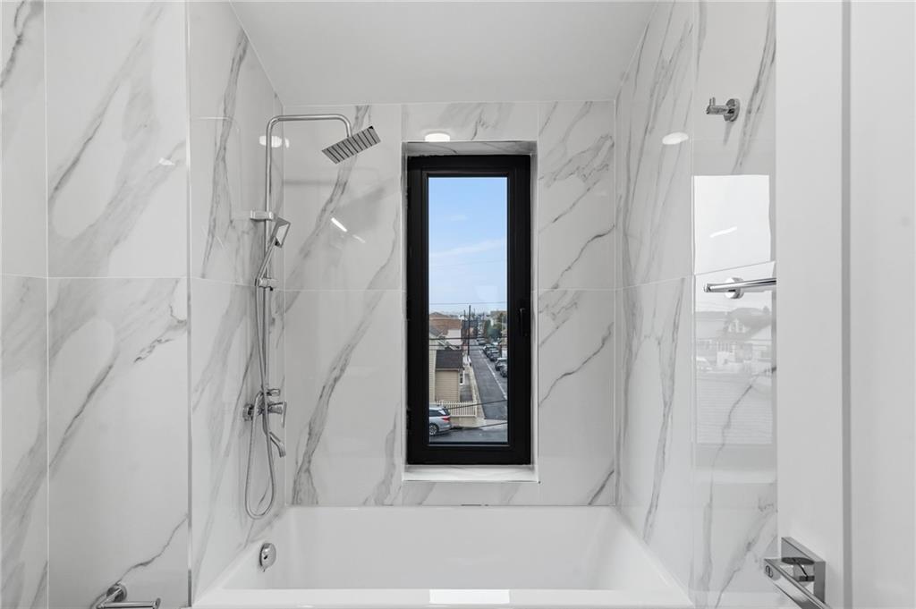 35 Keen Court, Brooklyn, New York, 11229 image 13