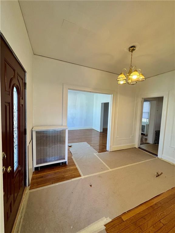 10 Errington Place Image 2