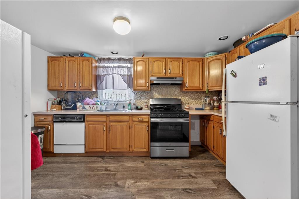 109 Roger Avenue, Inwood, New York, 11096 image 13