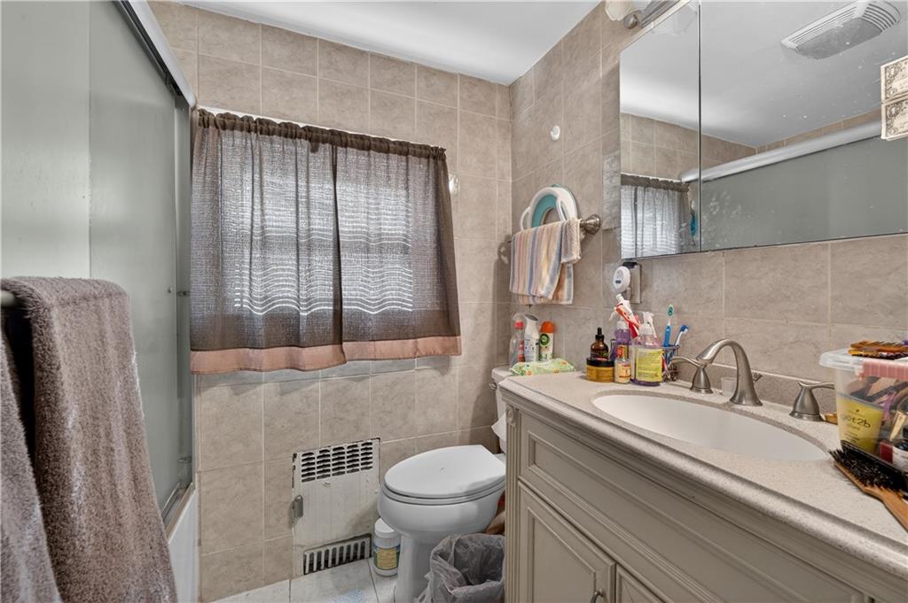 109 Roger Avenue, Inwood, New York, 11096 image 25