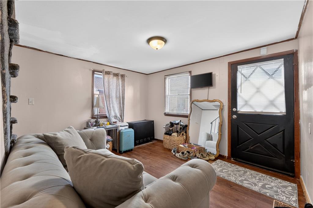 109 Roger Avenue, Inwood, New York, 11096 image 30