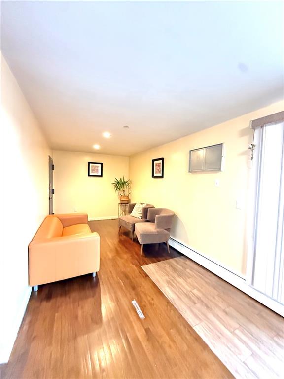 8895 26 Avenue 5 A Image 5