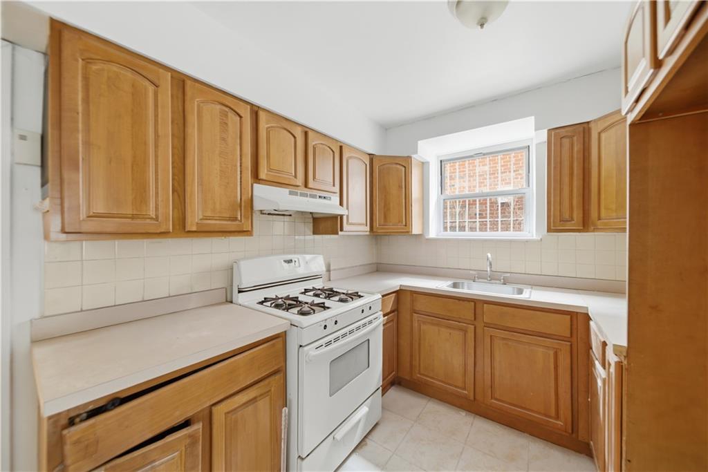 2369 West Street, Brooklyn, New York, 11223 image 15