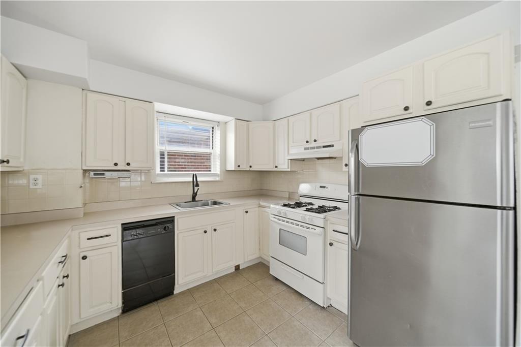 2369 West Street, Brooklyn, New York, 11223 image 9