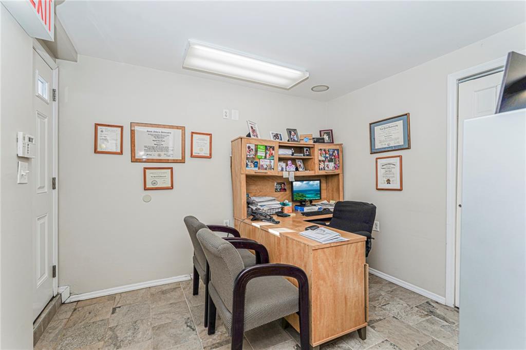 1562 Drumgoole Road, Staten  Island, New York, 10309 image 21