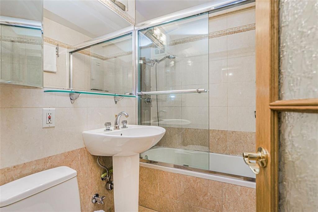 3235 Emmons Avenue 612, Brooklyn, New York, 11235 image 20