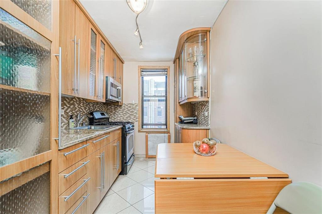 3235 Emmons Avenue 612, Brooklyn, New York, 11235 image 6