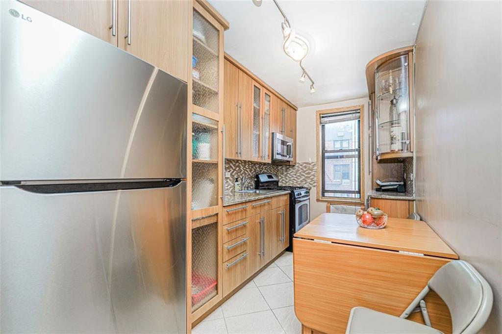 3235 Emmons Avenue 612, Brooklyn, New York, 11235 image 7