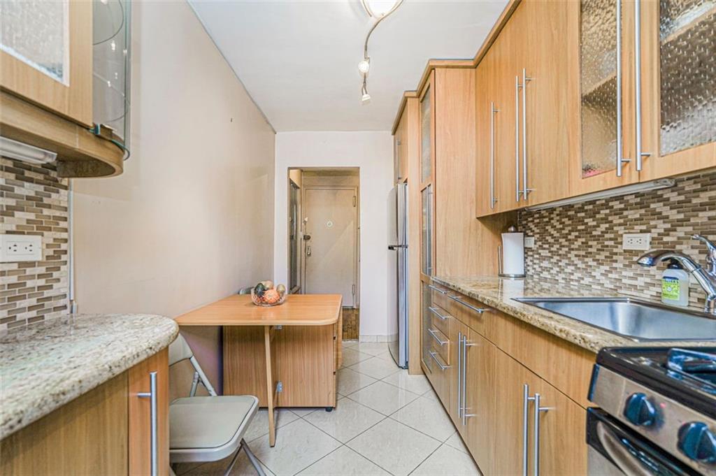 3235 Emmons Avenue 612, Brooklyn, New York, 11235 image 10