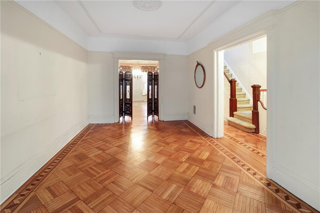 425 81st Street Image 4