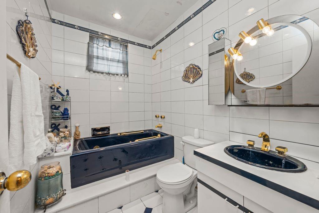 7308 19th Avenue, Brooklyn, New York, 11204 image 16