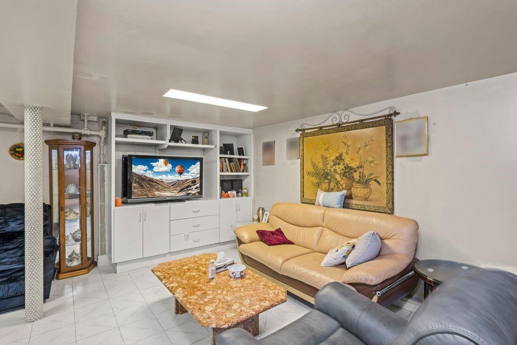 7308 19th Avenue, Brooklyn, New York, 11204 image 28