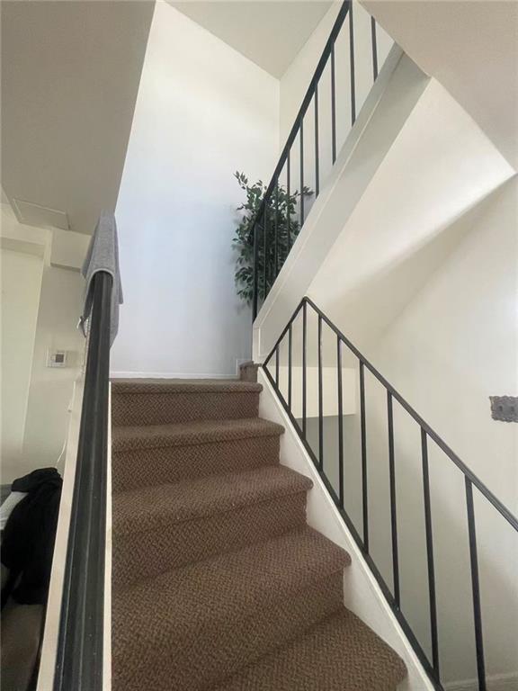 200 Sand Lane, Staten  Island, New York, 10305 image 7