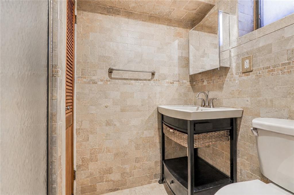 8886 16th Avenue, Brooklyn, New York, 11214 image 12