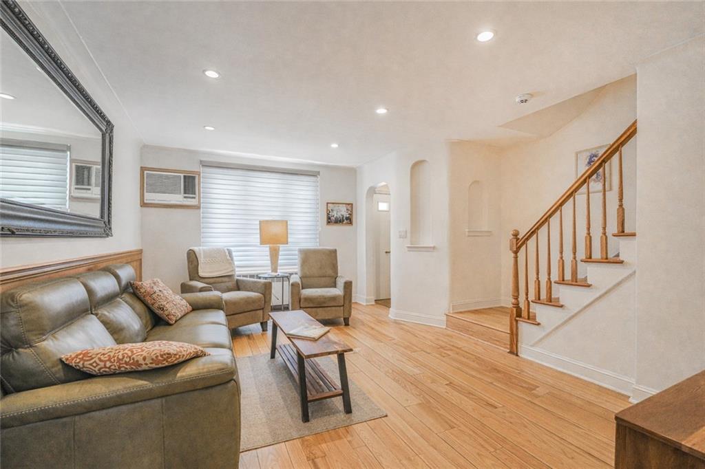 8886 16th Avenue Image 4