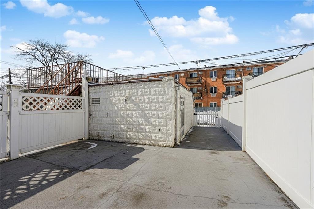 8886 16th Avenue, Brooklyn, New York, 11214 image 9