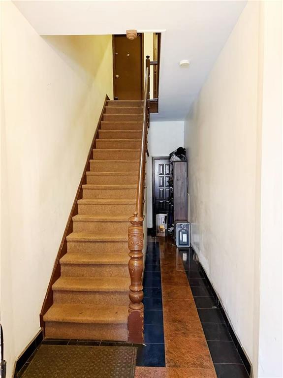 652 73rd Street Image 2