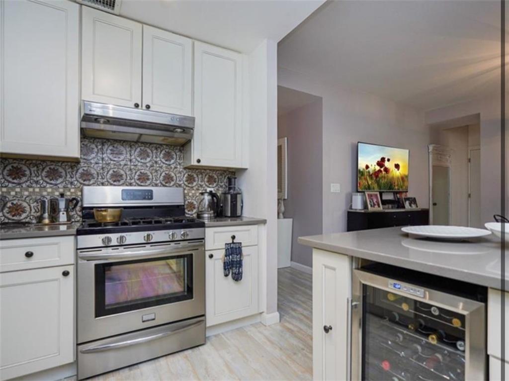 100 Oceana Drive 4J, Brooklyn, New York, 11235 image 10