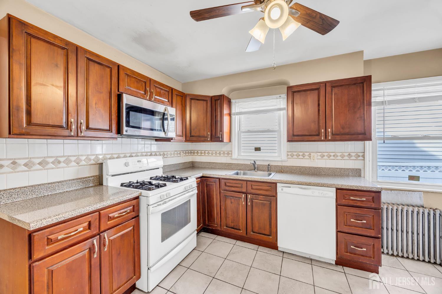 16 Sharot Street, Carteret, NJ, 07008 image 6