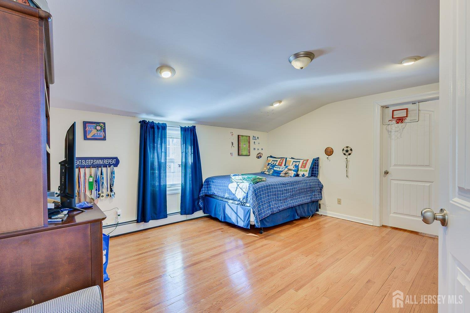 188 E Chestnut Avenue, Metuchen, NJ, 08840 image 31