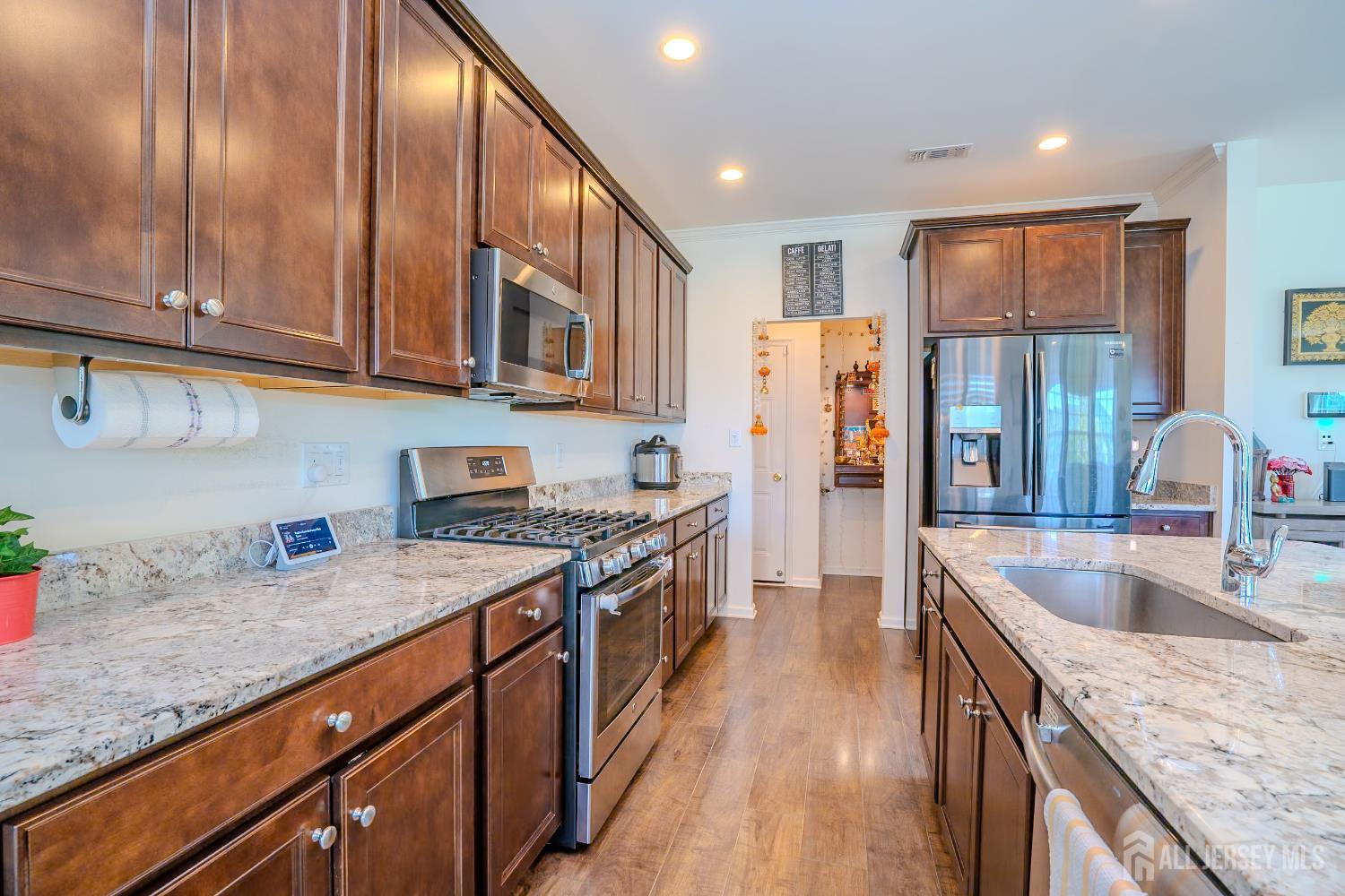 2 Jasmine Drive, Monroe, NJ, 08831 image 10