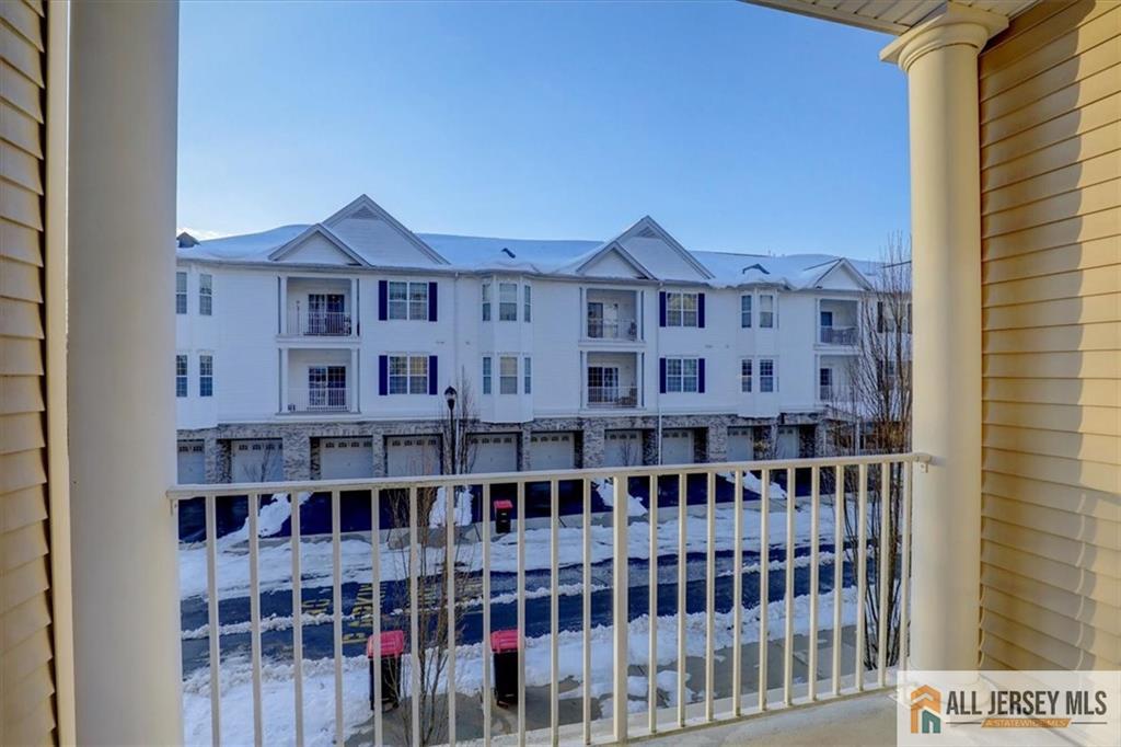 215 Bloomsbury Drive, NJ, 07751 image 17