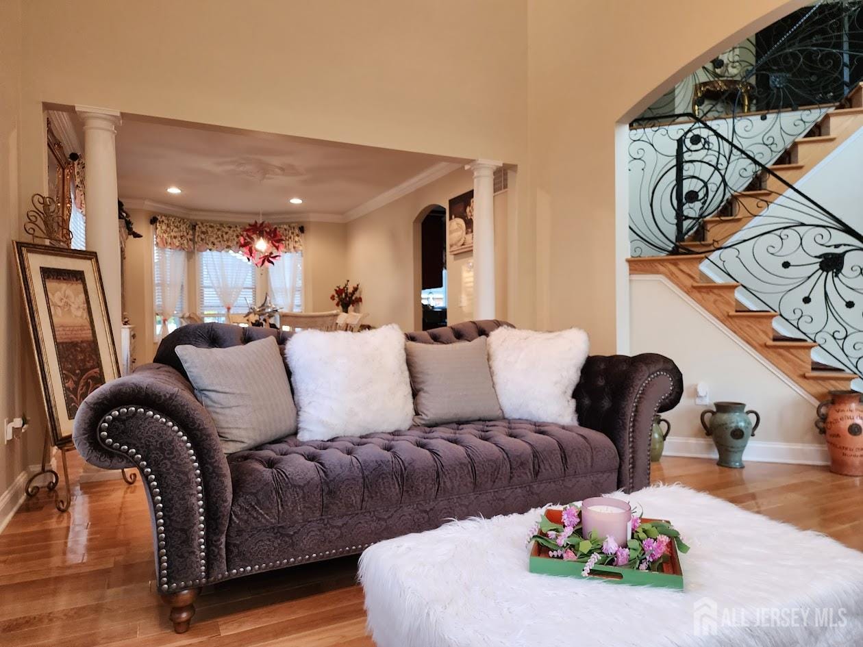 22 Downs Drive Image 2