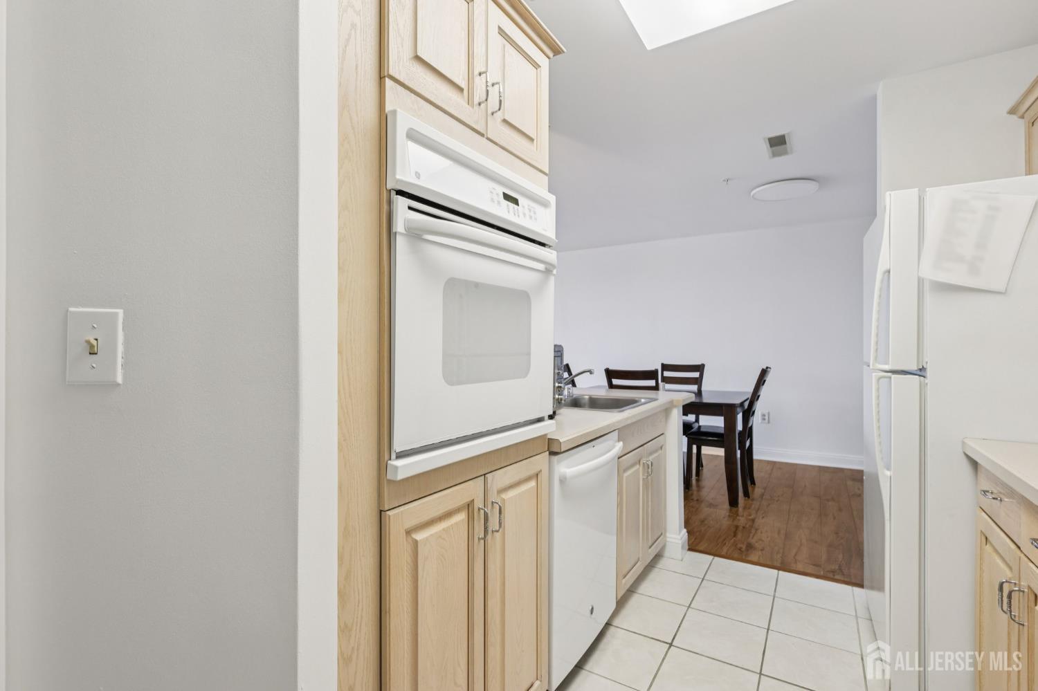 2202 Windrow Drive, Middlesex, NJ, 08540 image 16